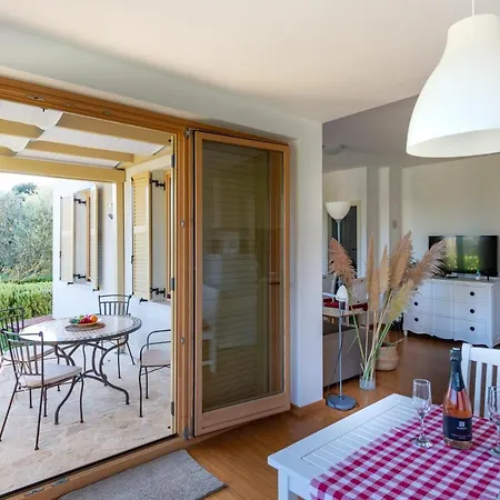 Casa Bamboo